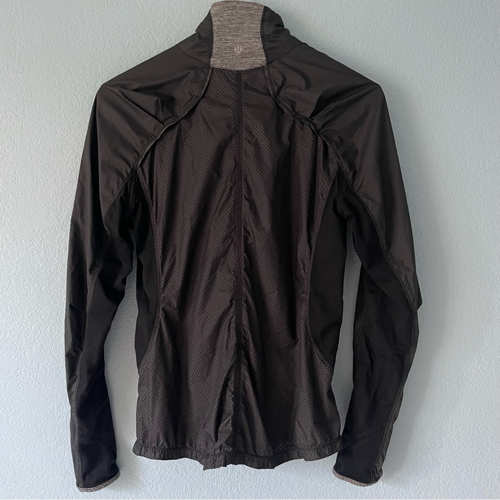 Lululemon Essential Windbreaker Full Zip Jacket - Picture 8 of 15